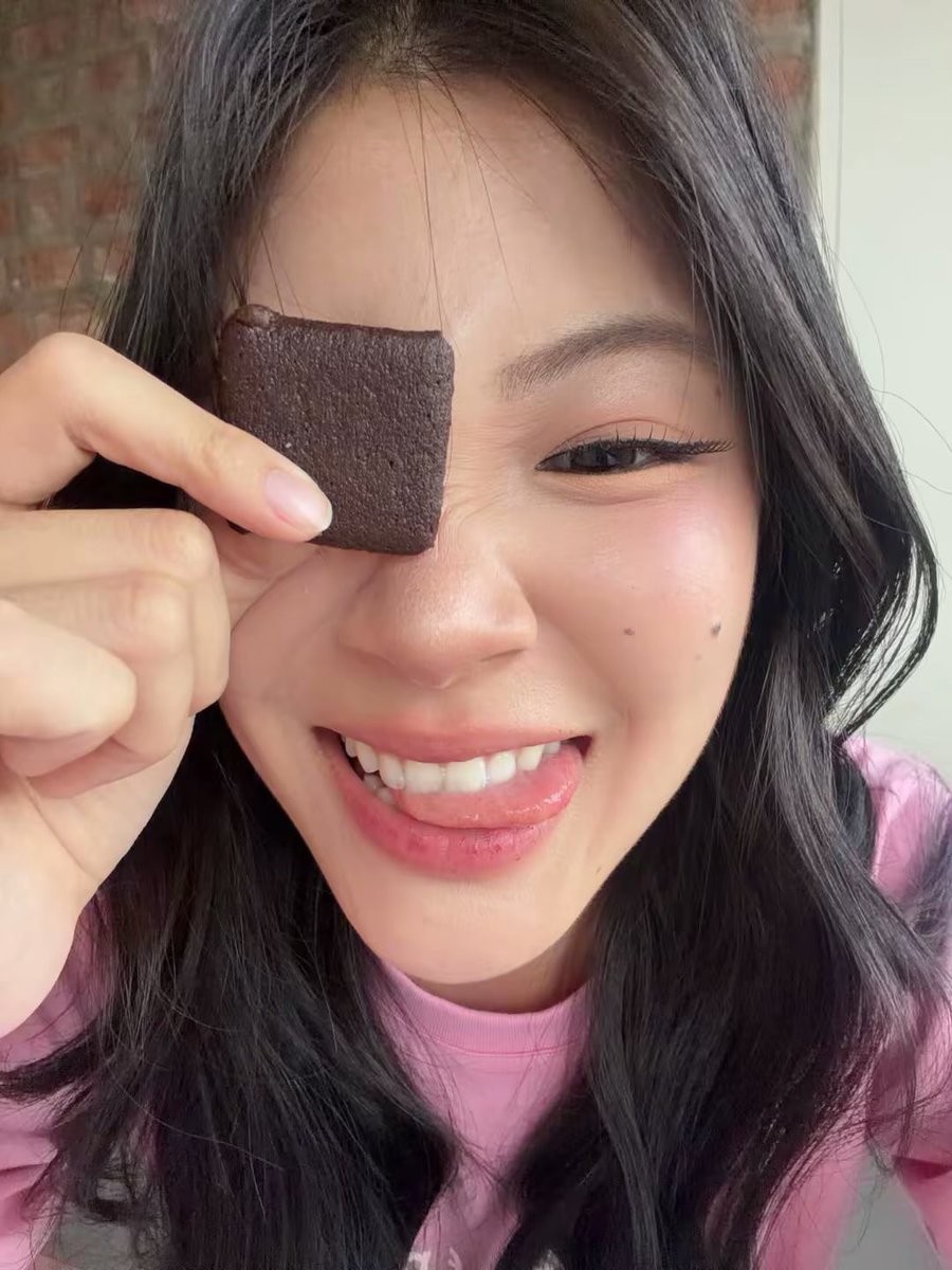 wbenjiemint's tweet photo. 💌🍫❤️ อาหย่อยย~ https://t.co/FGhUN6qS0K