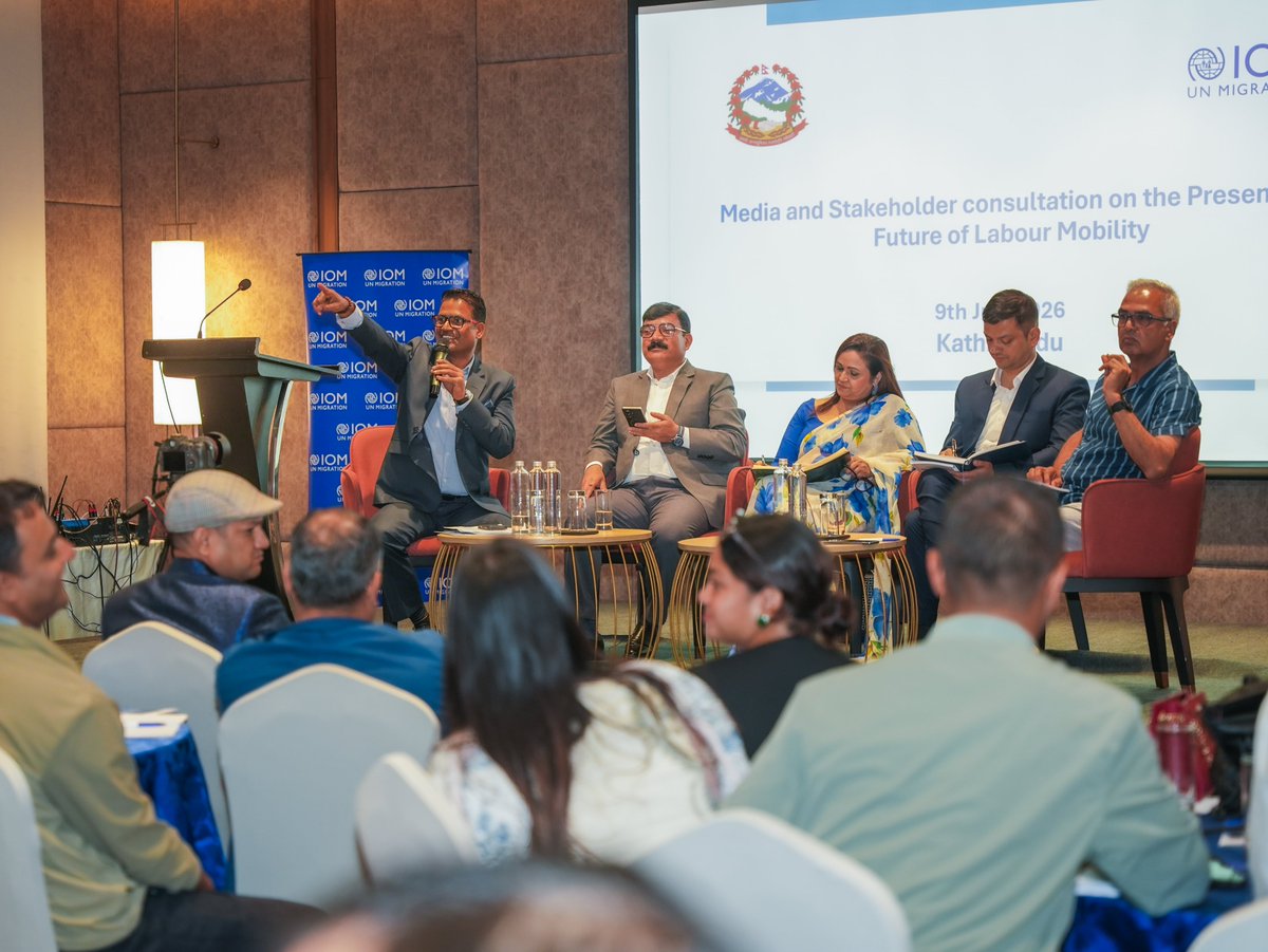 IOMnepal's tweet photo. Over 70 journalist, policymakers, migration experts joined Media &amp; Stakeholder Consultation on Present &amp; Future of Labour Mobility, organized by MoYLE &amp; IOM. Discussion focused on migration governance, remittance, reintegration, evidence-based journalism to promote #safemigration https://t.co/XVkjciZW0Z