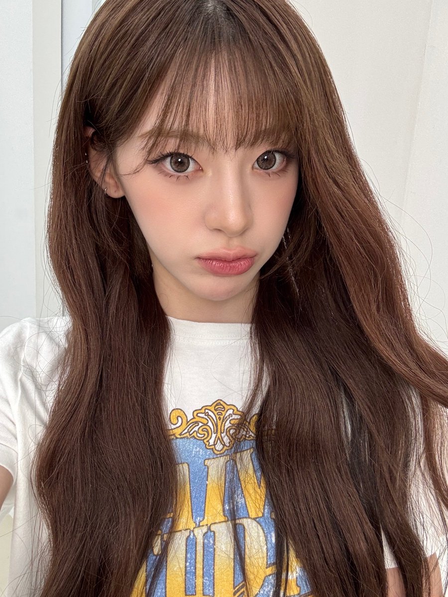 foxxseeun's tweet photo. 20260710 세은 🫧
오늘 퇴근 하면서 찍은 사진!!🫳🫳
#스테이씨 
#STAYC
#세은
#Seeun https://t.co/ckC3L9sF2Z