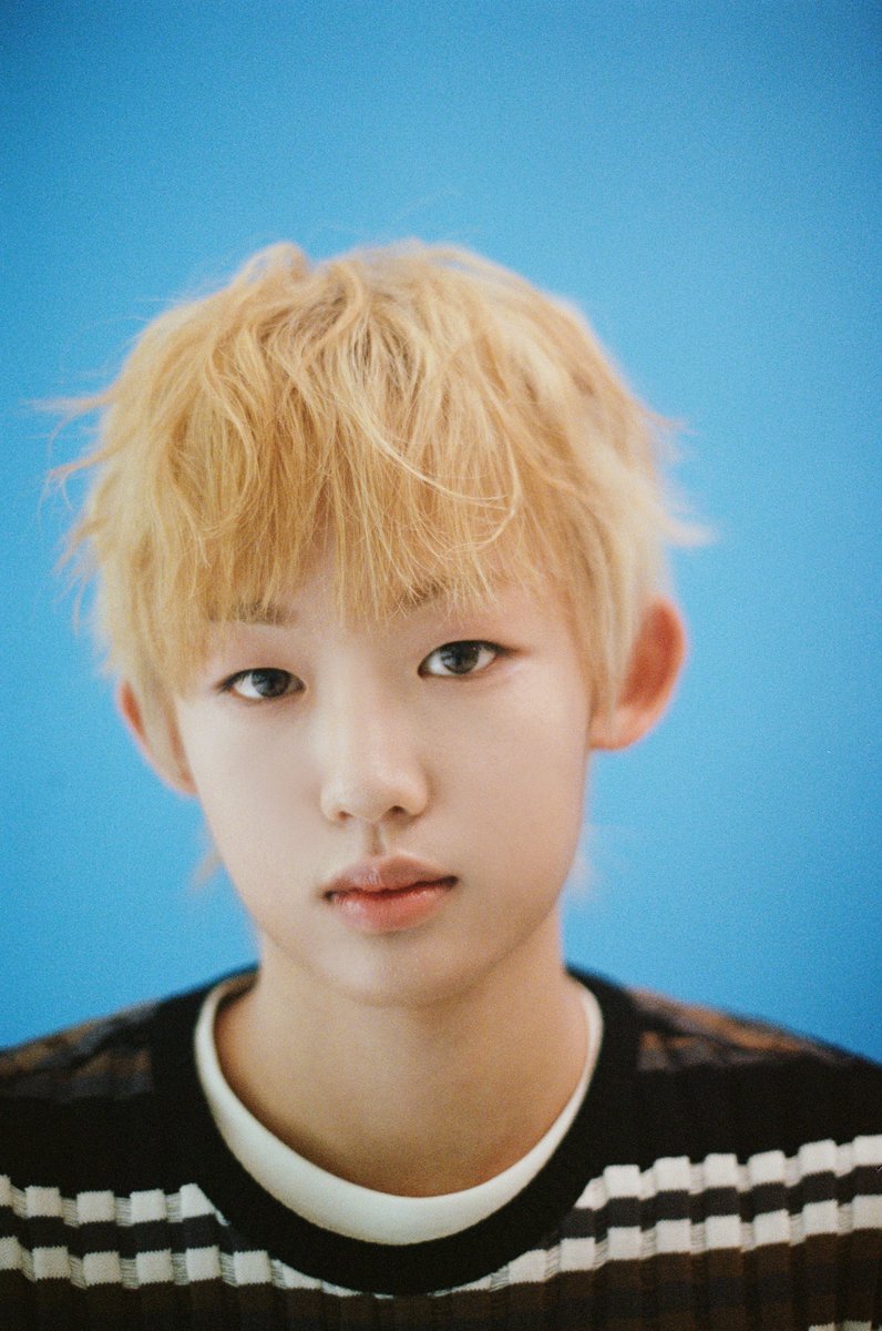 Splayitofficial's tweet photo. [𝐒𝐩𝐥𝐚𝐲𝐢𝐭] First Profile 

EUNCHAN

#Splayit
#에스플릿 
#은찬 https://t.co/9Kz264A1bR