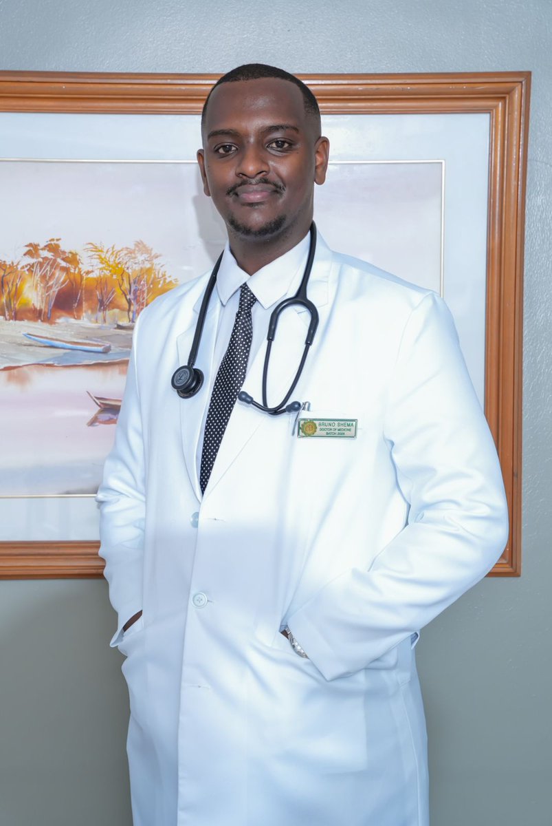 EcoleIgnace's tweet photo. Saint Ignatius High School proudly celebrates the outstanding achievement of Dr. Bruno Shema, who has graduated as a Doctor of Medicine (MD) from De La Salle Medical and Health Sciences Institute in the Philippines. Bruno studied at SIHS from 2014 to 2018, completing his MCB https://t.co/FqGho6RhL7