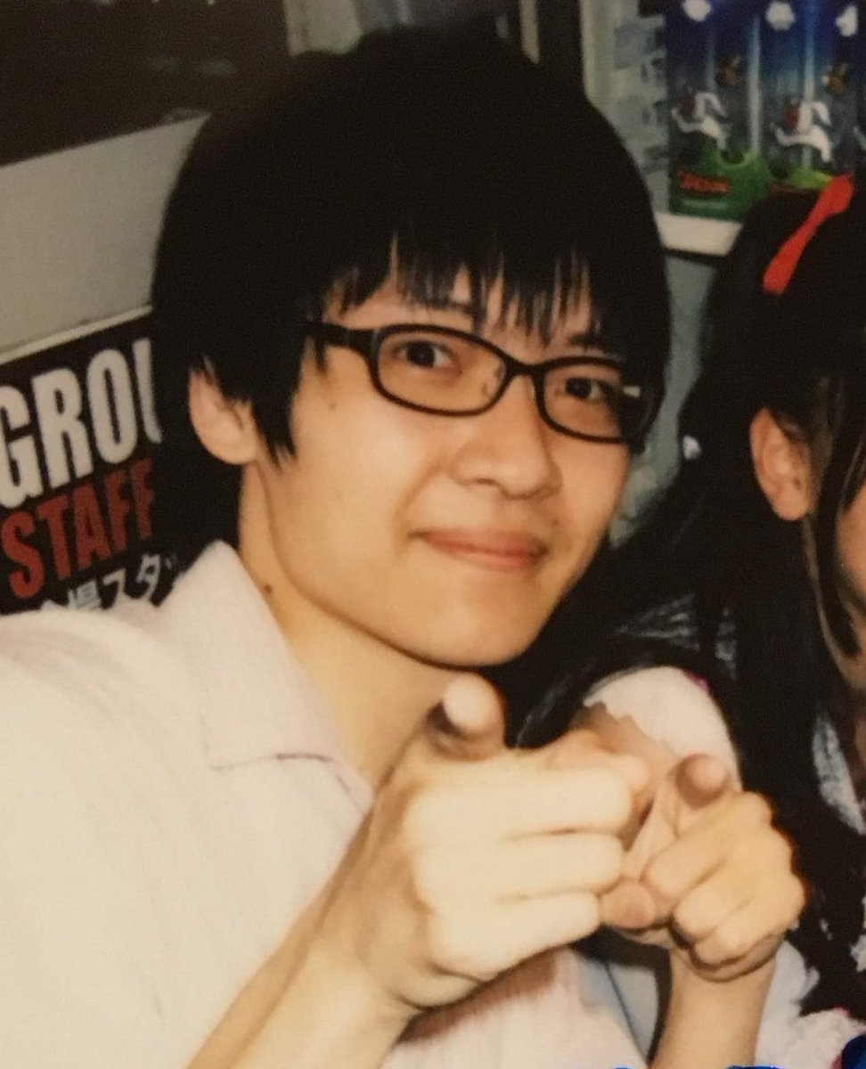 pimori's tweet photo. 9年で人はここまで変わるらしい。
#男の子から男の娘に

←Before                                 after→ https://t.co/VhXmrbxJfC