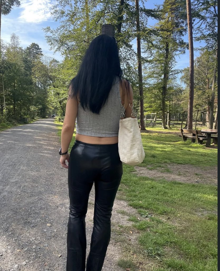 supremegoddesst's tweet photo. https://t.co/SoheSVH3hn