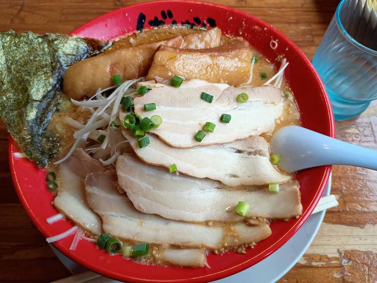 seraphim_ember0's tweet photo. これまた食べに行ったラーメン https://t.co/axbSUMdZj0