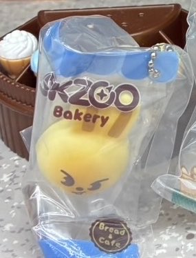kikoccuru's tweet photo. SKZOO ベーカリーチャーム
ポガリ🐥⇄リービット🐰
交換希望です❣️
手渡しか郵送希望😊
宜しくお願い致します🙏❤️ https://t.co/1tNMF1jCb4