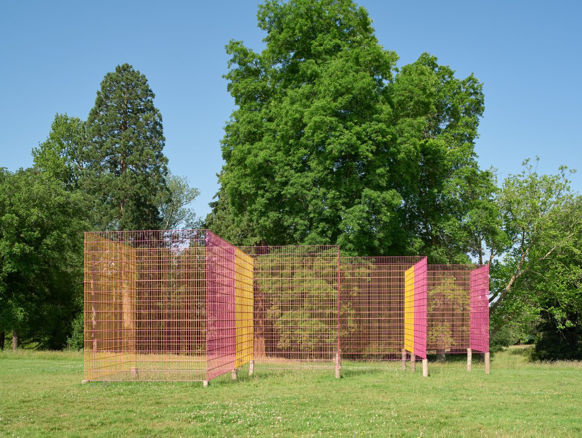 thethirdline's tweet photo. @RanaBegumStudio's newly commissioned sculptural installation, ‘No. 1604 Mesh,’ #OnView at Kew Wakehurst, West Sussex.
📅Until 23 May 2027
📷 #RanaBegum, ‘No. 1604 Mesh,’ 2026. Photo: Andy Stagg.
🔗Link in bio for more info
#KewWakehurst #Sculpture #ContemporaryArt https://t.co/VmFzjYAcjl