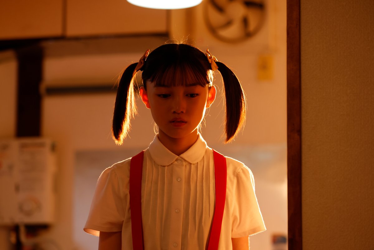 TVTOKYO_PR's tweet photo. 🌙本日深夜24時12分～放送📺
「ストレンジ -伊藤潤二の夜も眠れぬ奇妙な話-」
第2話「いじめっ娘」
出演 #真木よう子

かつていじめていた少年・直哉との再会が、封じ込めていた記憶と歪んだ感情を呼び覚ます——。

👀TVerのお気に入り登録も！
https://t.co/x2vXMO7zLH

#ストレンジ https://t.co/EcUWjsfUOi