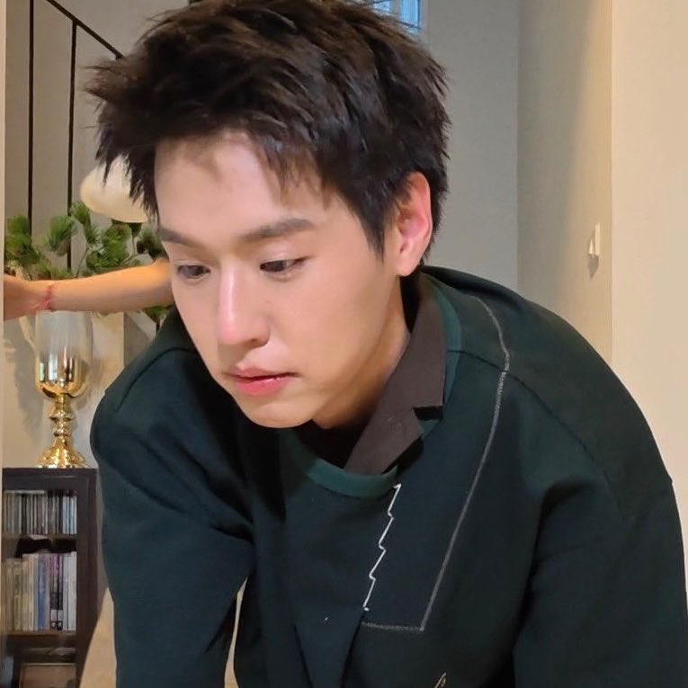 subthtjch's tweet photo. อาตี๋อยากได้ไร หมุปิ้งมั้ย กี่ไม้ดีลูกแม่จะเหมามาให้ตี๋หมดเยย บุ้ววววๆๆๆๆๆ 😭😭😭 https://t.co/1BXjByWsrv