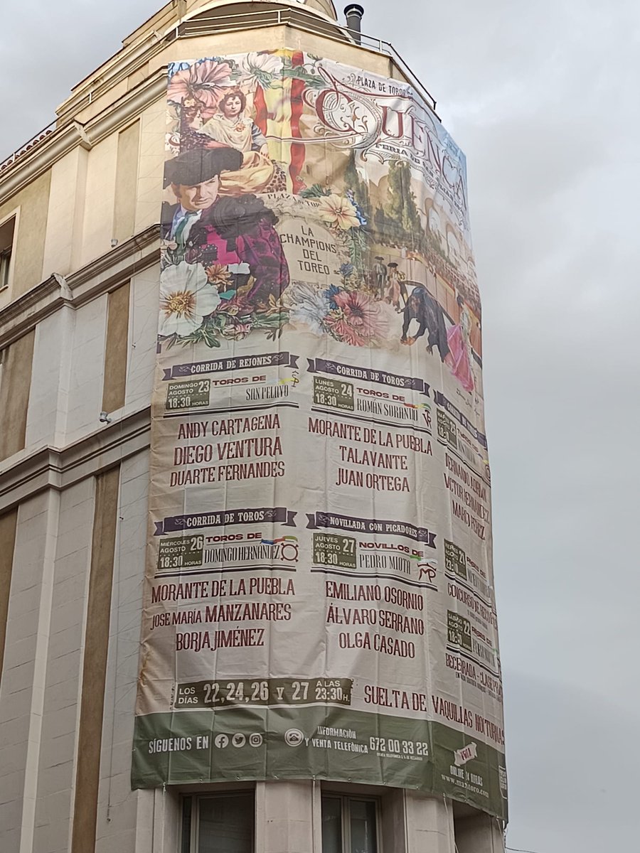 MaxiToroSL's tweet photo. 🎡🐂 ¡La Feria de San Julián ya se siente en las calles de Cuenca!

La calle Carretería ya luce el tradicional cartel gigante que anuncia la llegada de la Feria Taurina de San Julián 2026, un símbolo que marca el inicio de la cuenta atrás para su arranque. https://t.co/SuSNebtUcy