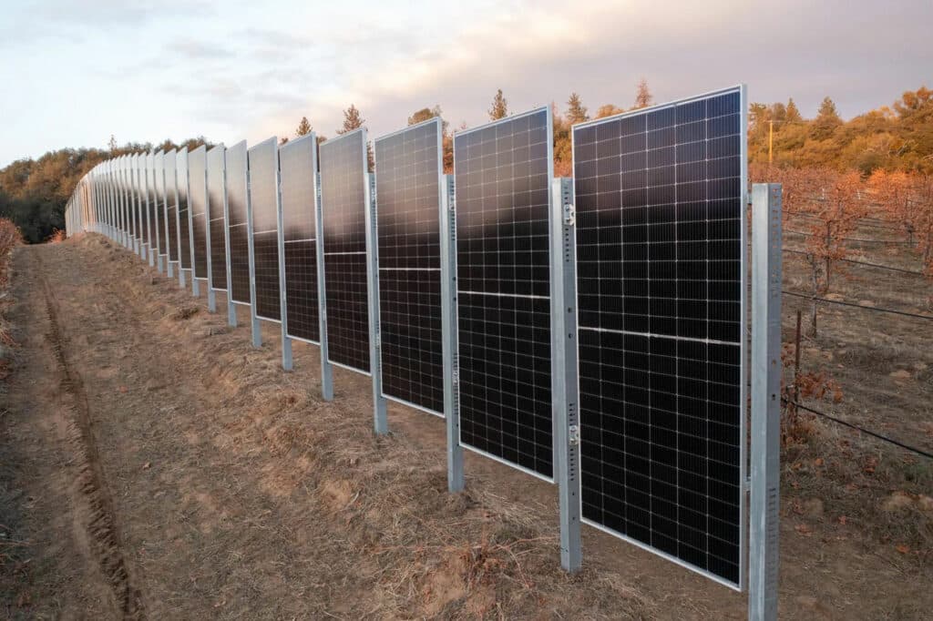 ecosourcecanad1's tweet photo. HERE OUR NEW SOLAR PANEL BIFACIAL VERTICAL COLLECTION 
Since 2011 ECOSOURCE - Engineered at the first glance.        
All designed to make you look even better when your see your energy bill.
Program Distributor detail &amp; Brochure: info@ecosource-canada.ca https://t.co/cWuT4DxuSY