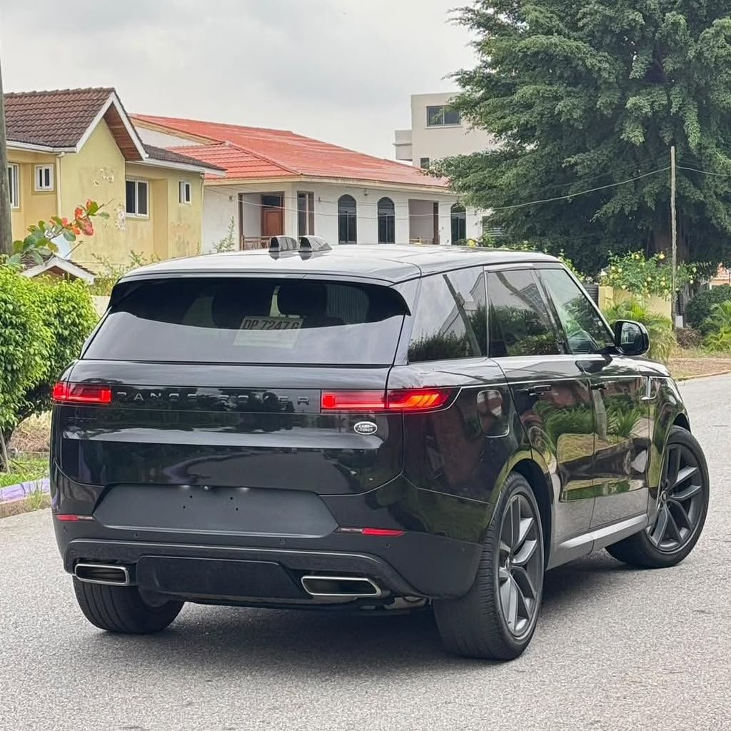 Automalet's tweet photo. 2024 Range Rover Sport 🔥

💰 GH₵1,260,000
📍 Available for inspection in Accra

Call/WhatsApp: 059 393 4957 | 054 622 2721
Link for full catalog:
https://t.co/g4C8QUIWhJ
📲 Join our WhatsApp Channel for the latest car updates:
https://t.co/nw918hshlO

#johnterry #france https://t.co/FbAZBVzVme