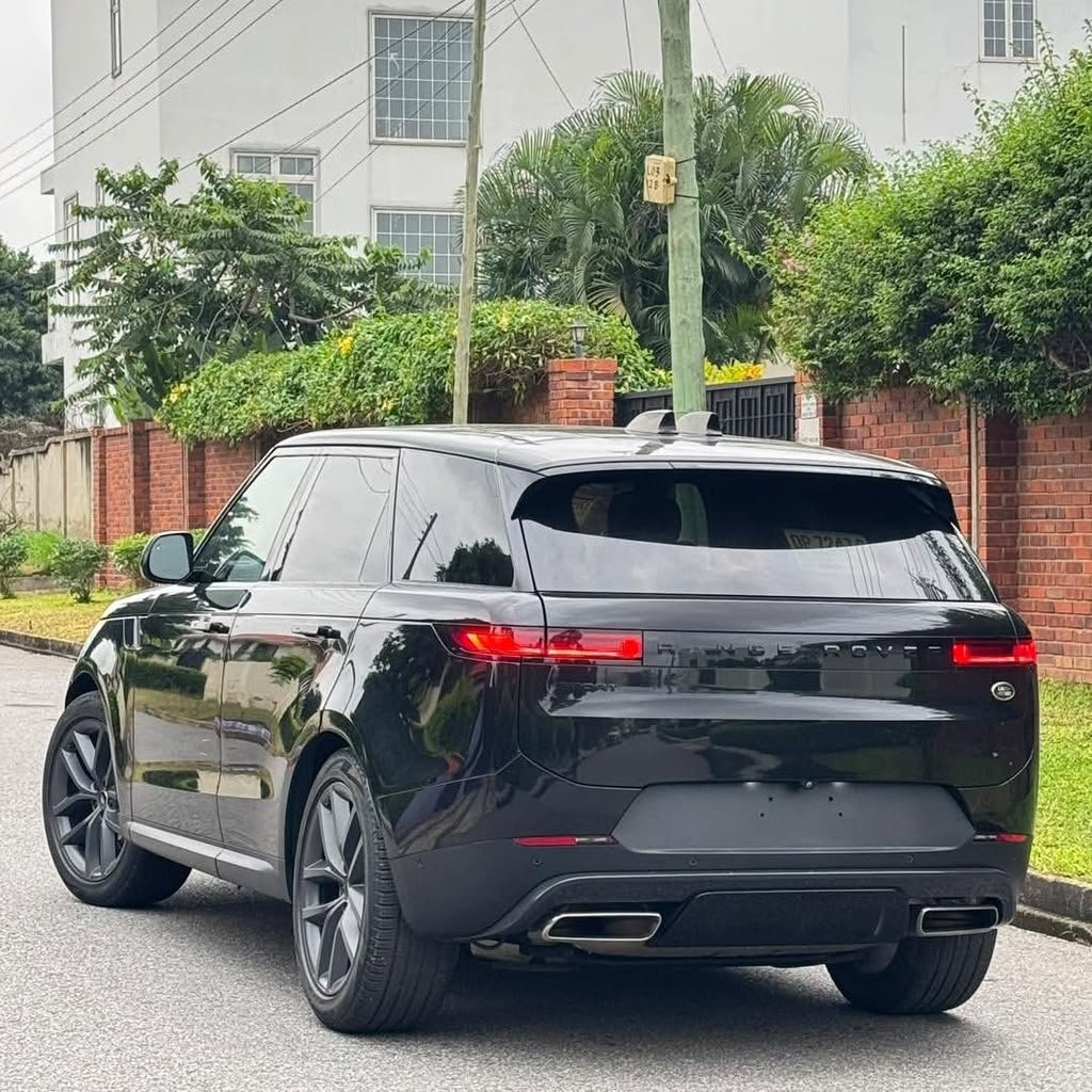 Automalet's tweet photo. 2024 Range Rover Sport 🔥

💰 GH₵1,260,000
📍 Available for inspection in Accra

Call/WhatsApp: 059 393 4957 | 054 622 2721
Link for full catalog:
https://t.co/g4C8QUIWhJ
📲 Join our WhatsApp Channel for the latest car updates:
https://t.co/nw918hshlO

#johnterry #france https://t.co/FbAZBVzVme