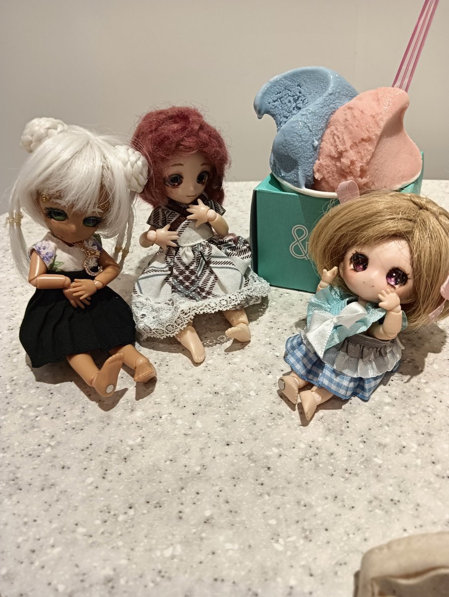 915_Laz's tweet photo. ローズティー美味い！ https://t.co/IdCe0wfTp1