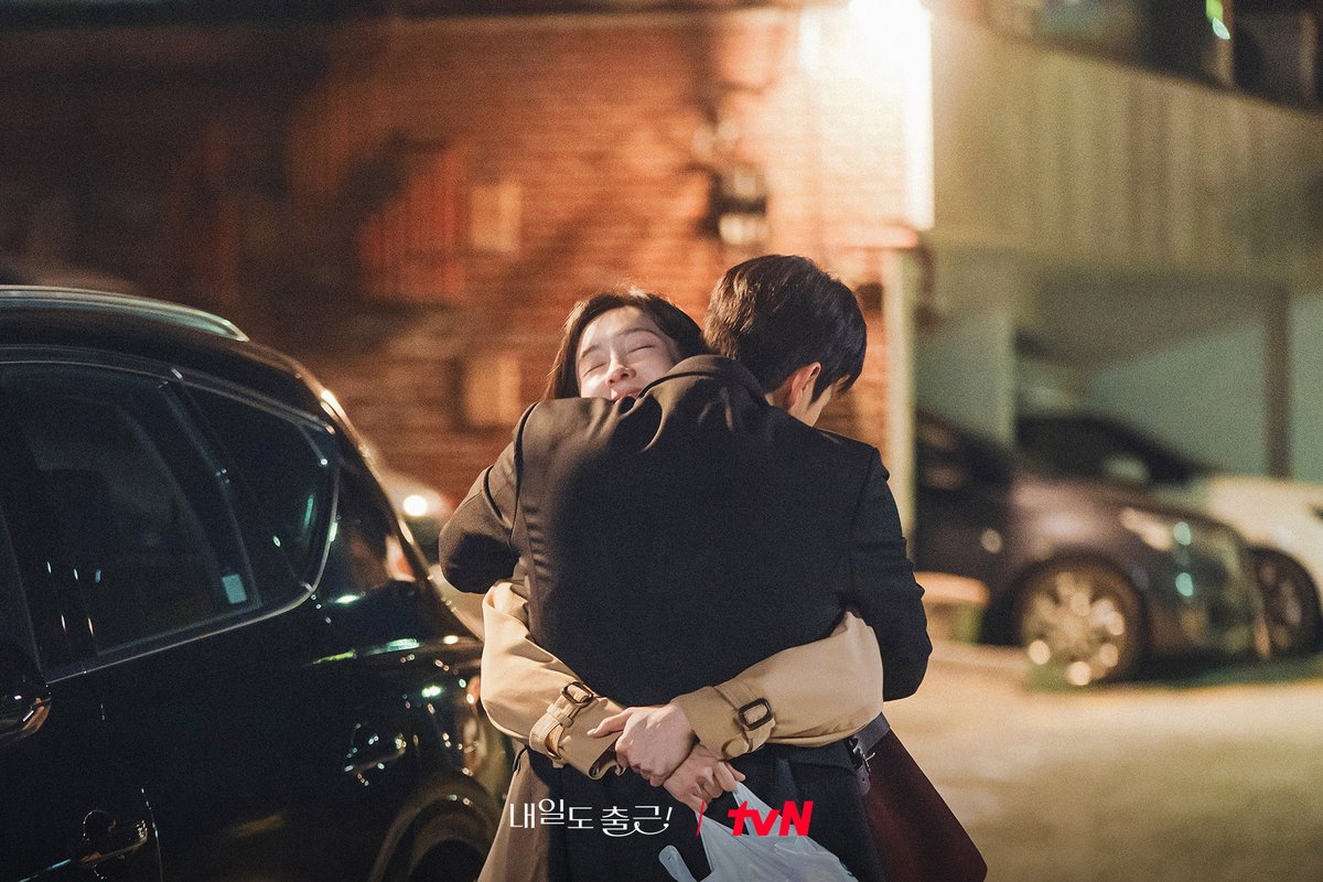 CJnDrama's tweet photo. 자고로 가장 짜릿한 연애는
사내 비밀 연애 아니겠어요?🤫💙
시우🩵지윤의 아슬아슬 사내연애 본격 시작!

[월화] 저녁 8:50ㅣtvN

#즐거움엔20tvN #내일도출근! #SeeYouatWorkTomorrow!
#tvN #Wavve #웨이브 https://t.co/C0BfMEw7bo