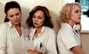 philippe_rouyer's tweet photo. Mon nom est personne… Dans «Femmes de personne», Christopher Franck signe le portrait croisé de trois femmes en milieu hospitalier, incarnées par Caroline Cellier, Marthe Keller et Fanny Cottençon. Scénario et réalisation nous replongent dans les années 80 @GarconsOfficiel https://t.co/EzbIXQcshb