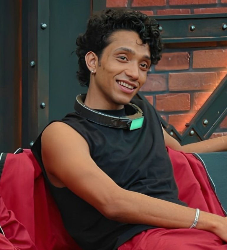 BiggbossKaTadka's tweet photo. Weekly Ranking Poll (Week 2)

Like &amp; RT if you like Yogesh Rawat 

#LockUpp #YogeshRawat https://t.co/Bgid7ZNovq