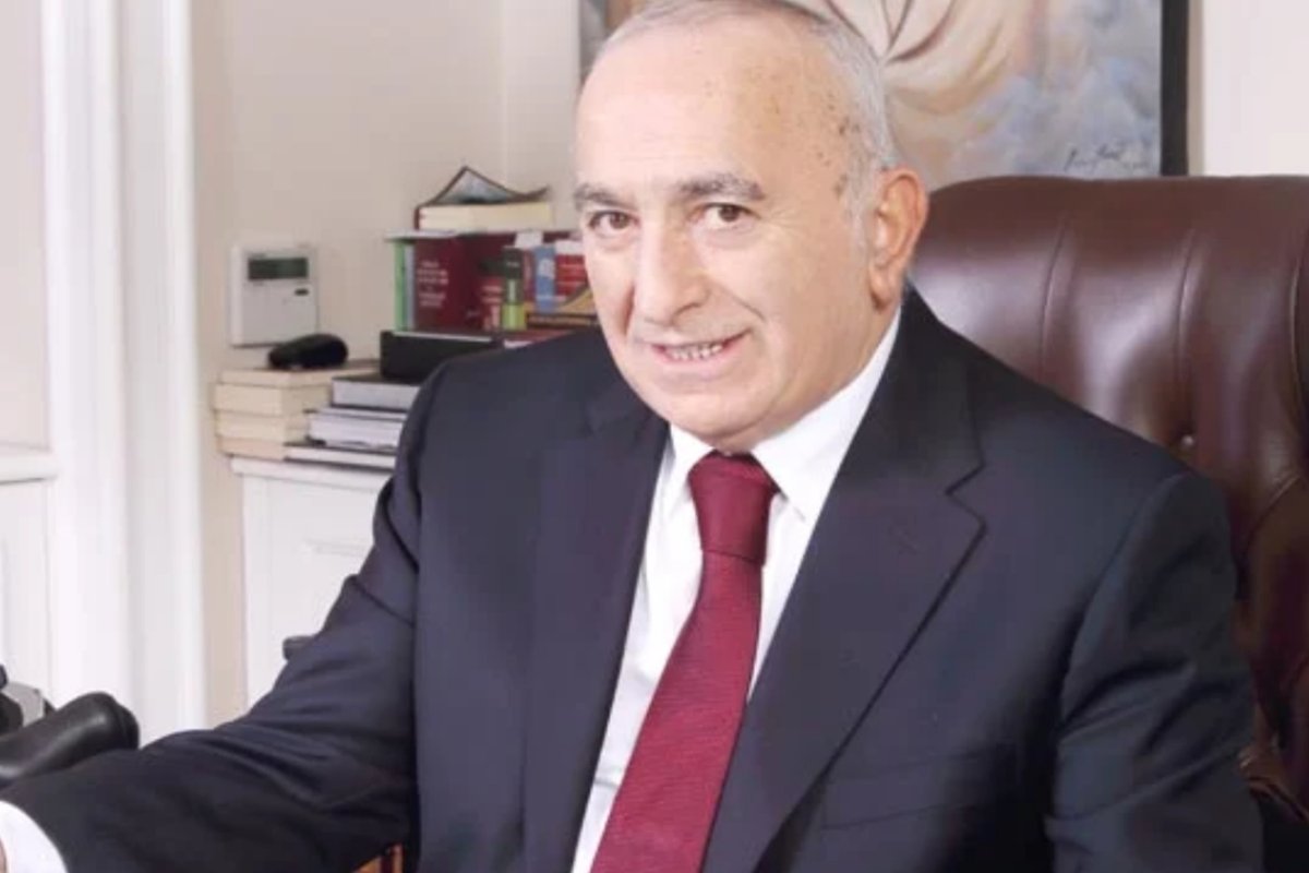 patronlar's tweet photo. Ünlü iş insanı İsmet Acar hayatını kaybetti

#patronlar 

https://t.co/YVZhxPamRi https://t.co/WOmW31bhIv