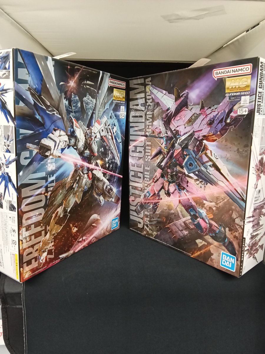 bookoff_tckw's tweet photo. 入荷情報

MG1/100[FAZZ][フリーダムガンダムVer.2.0][ジャスティスガンダム]のガンプラが入荷しました。

ガンプラに興味がある方、積みプラの有る方、販売買取をしていますので是非当店までお越しくださいませ。

#ガンプラ　#フリーダム　#ジャスティス　#ZZ https://t.co/y9Dwgk7HWS