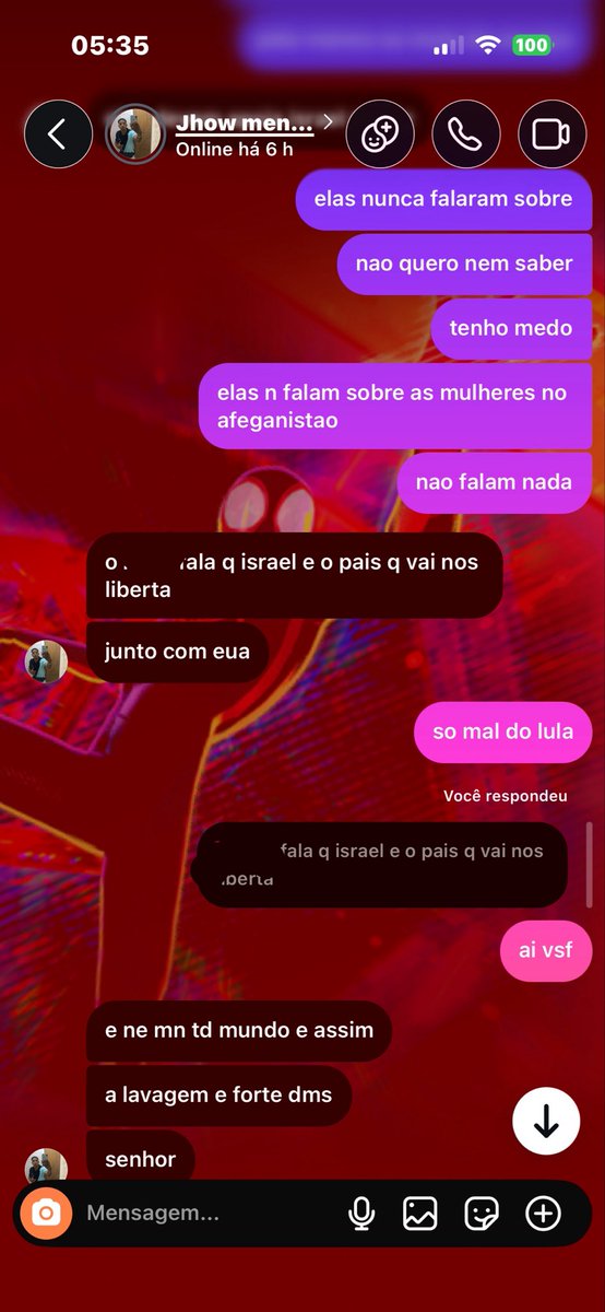 juliatuites's tweet photo. eu e o mor os mais politizados https://t.co/qtDRQUohXs