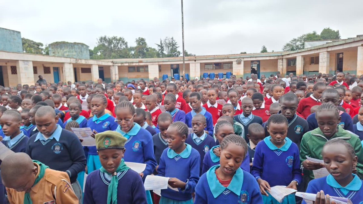 startalibrary's tweet photo. @Storymoja Lower Kabete Comprehensive School had an amazing time during the national read aloud! 

#nationalreadaloud2026 #worldrecordedition #1millionreaders #trending https://t.co/ASQI65Sb92