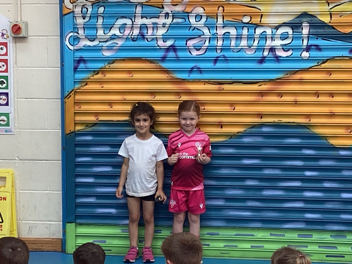 TheHeadPupils's tweet photo. Well done to our Ducklings and Penguins stars this week. You are both incredible. ✨🌟👏🏼 https://t.co/oJP0Uc4LI8