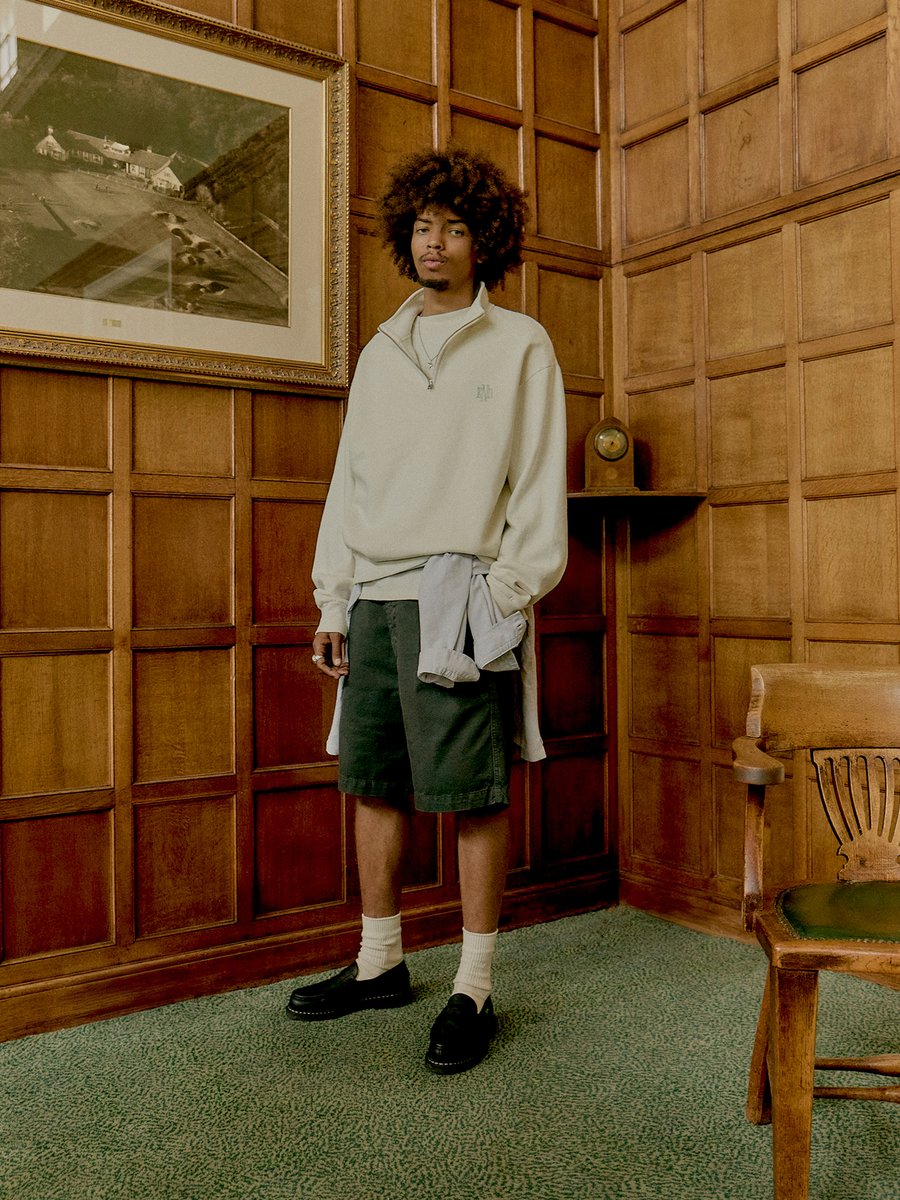 endclothing's tweet photo. Few sports rely on precision as much as golf. Over 18 holes, millimetres make the difference. 

END. Summer of Sport centres on this precision, but we’re not talking performance. 

This is about the sweater that drapes masterfully over the shoulders or the exact silhouette of the perfect shorts.

Discover the collection exclusively online at END. and in stores.

🔗 https://t.co/POdoPHBvLH
