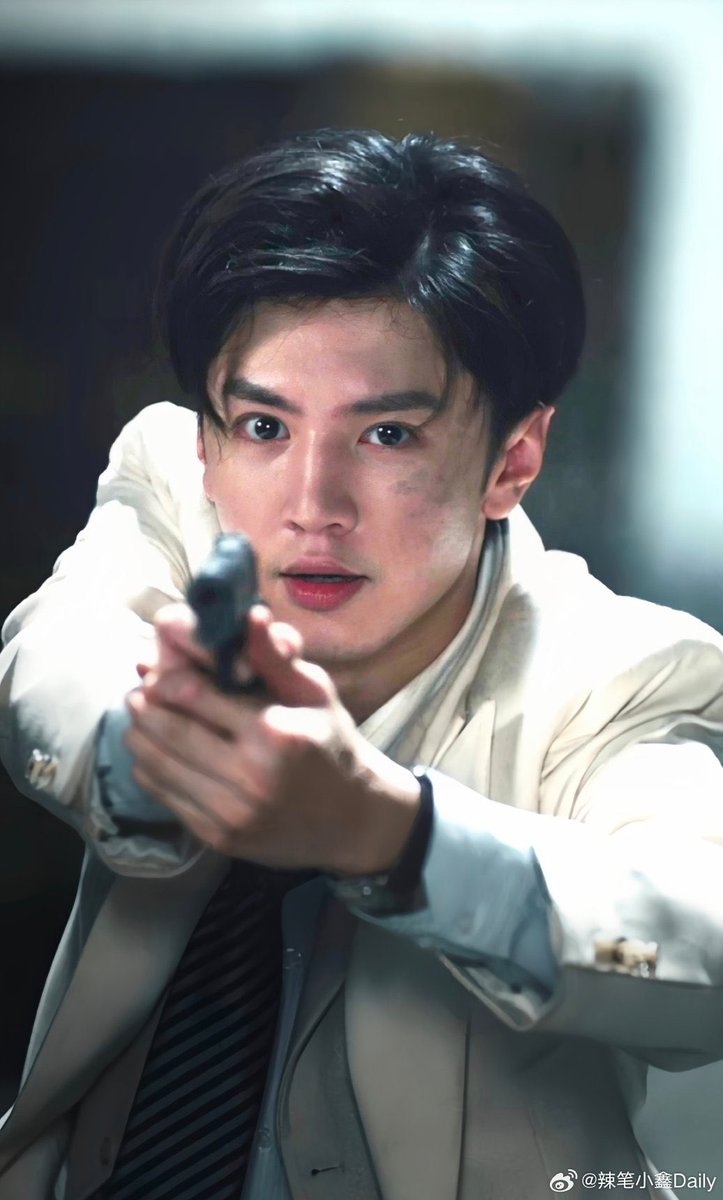 czy1029scorpio's tweet photo. #DarkNightAndDawn* has been rebroadcasted  today across four major satellite TVs !

It has already aired 53 rounds of satellite TV broadcasts since it’s released 

Upon its morning premiere today, it claimed the 1️⃣ spot in the ratings for that time slot

#ChenZheyuan #LinShaobai https://t.co/hMXWgunJ3Y