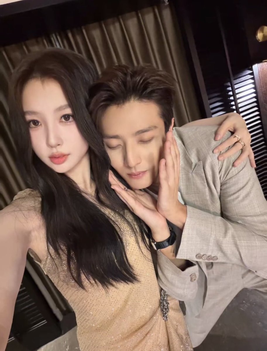 _mei__may's tweet photo. 심장아 나대지마 https://t.co/gJK5De2gNI