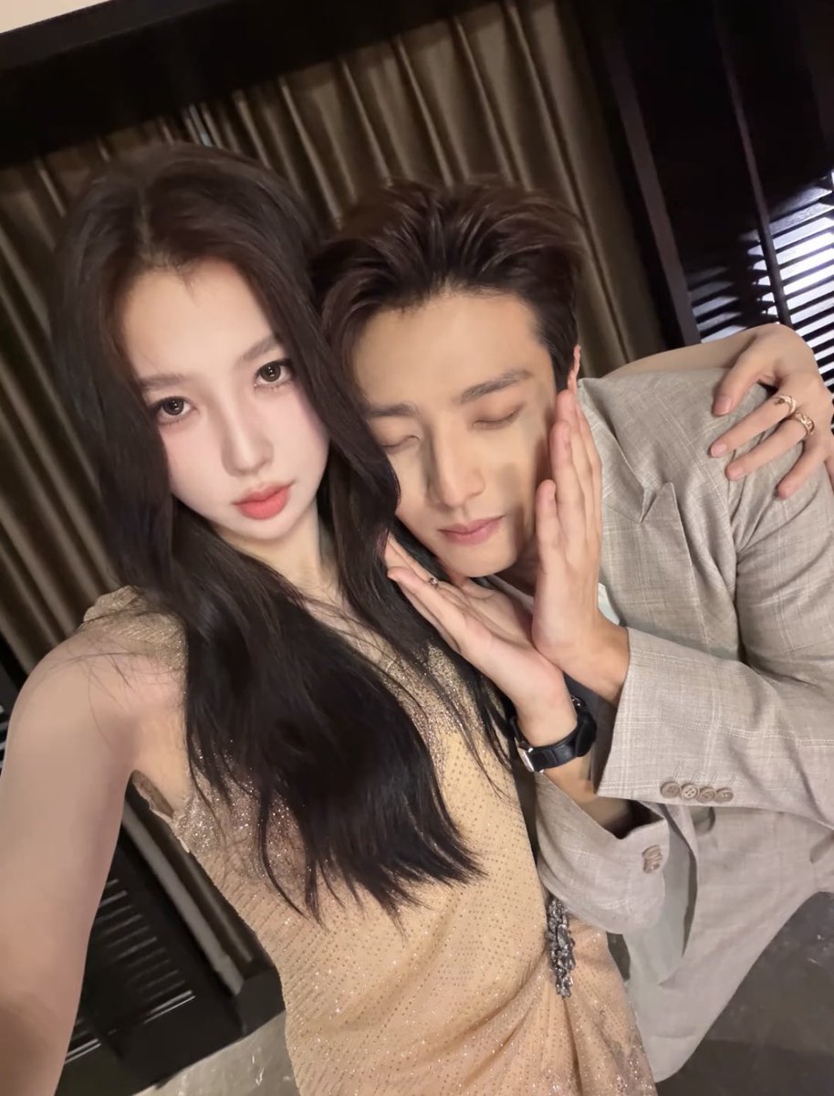 _mei__may's tweet photo. 심장아 나대지마 https://t.co/gJK5De2gNI