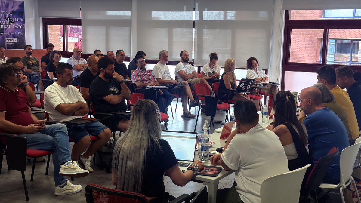 industriaccooma's tweet photo. Arranca el Consejo de CCOO Industria Madrid.
Hacemos balance del trabajo realizado, analizamos la situación de la Federación durante este año y marcamos los retos del próximo curso. 
Seguimos creciendo para reforzar y mejorar los derechos de las personas trabajadoras.
#ccoo https://t.co/nb3EABA0Z7