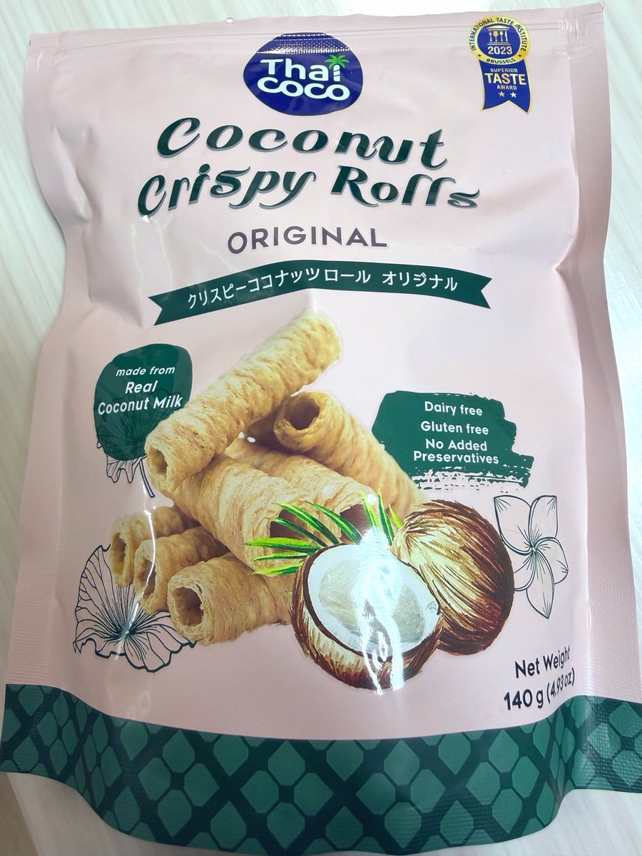 bakky_'s tweet photo. 業スーで買ったこのお菓子美味しいっっ😻ココナッツ好きな方にオススメ😽💕 https://t.co/cLJ3RVP8AZ