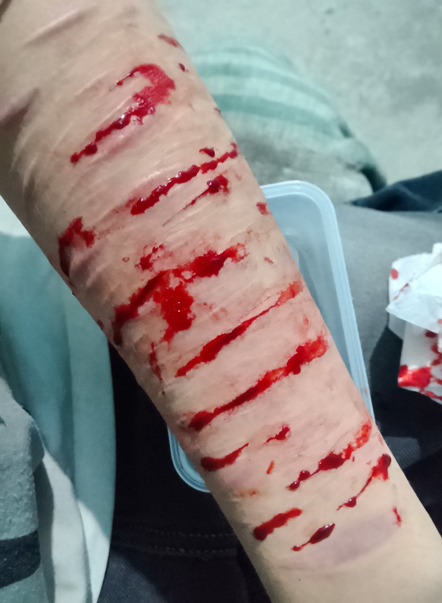 boo_xmo's tweet photo. Extraño hacerme beans ahora sólo me hago styros 💔 https://t.co/OI4mOCqb9U