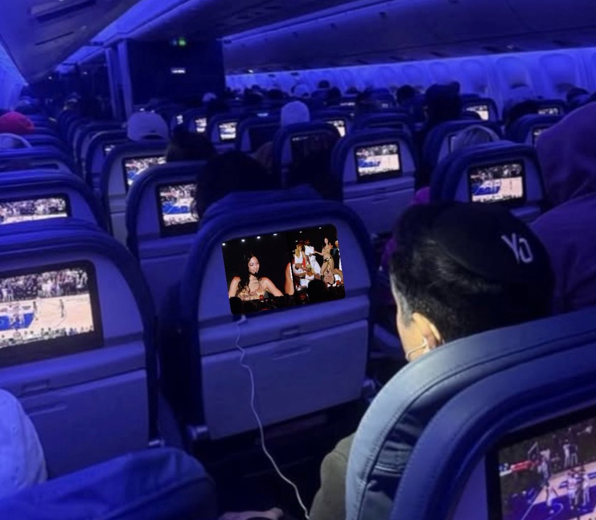 bbmango_'s tweet photo. everyone on this plane is watching the nba finals and this guy watching jennie kim headline in madrid 😭‼️ https://t.co/eFFinnGx7p