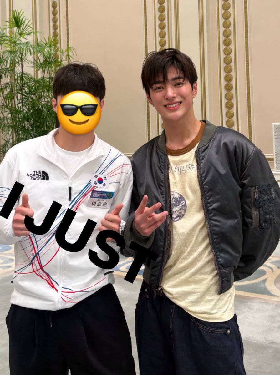 Psingnico's tweet photo. 이거볼때마다머리터질 꺼같 음
너무남자같고 시발.. 아니 몰르겠어 거노처음봤을때느낌나고 글리고 그냥 눈물퐝 터짐 완전히 알파메일이라서 https://t.co/GO4Ya0vZ6d