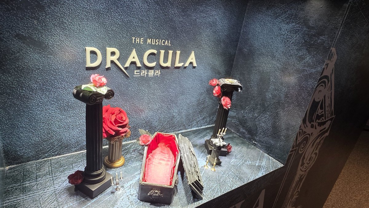 unya34's tweet photo. うぇーい
🧛初日おめでとうございますっっ🩸 https://t.co/O4aHi52LXx