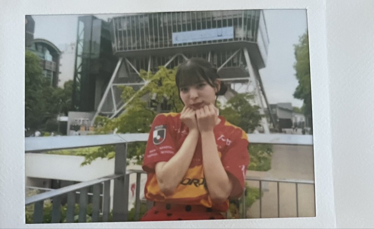 St3xFl's tweet photo. 2026.06.27 リミトーク4部！
アイカちゃん❤️グラパスユニでテレ塔と！
アイカちゃん❤️の地元クラブの名古屋グランパスユニ姿可愛いすぎだよ！グランパスユニがちょうど赤色の物だから色が合っていて最高！テレ塔のコラボも最高😆
#アイカ・ザ・スパイ
#豆柴の大群 https://t.co/RsBivAf5gJ