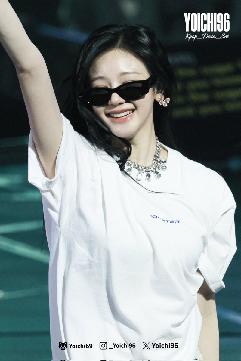Mschaenie's tweet photo. She always enjoys being on stage and she was truly born to shine on stage. The stage was made for Pharita https://t.co/iElERhg5M0