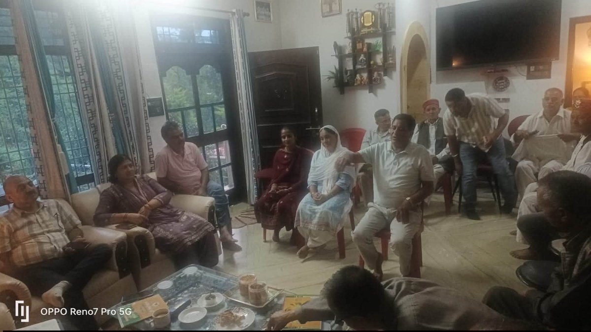 MulkhrajPremi's tweet photo. पंडित दीनदयाल उपाध्याय प्रशिक्षण महाअभियान–2026 के तहत बीड़ ग्राम केन्द्र में बैठक की और पदाधिकारियों का डिजिटल प्रशिक्षण करवाया। https://t.co/QB3GdTVlFy