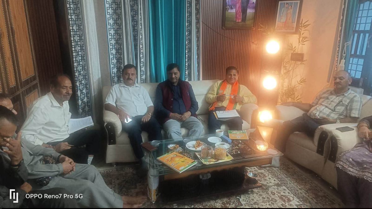 MulkhrajPremi's tweet photo. पंडित दीनदयाल उपाध्याय प्रशिक्षण महाअभियान–2026 के तहत बीड़ ग्राम केन्द्र में बैठक की और पदाधिकारियों का डिजिटल प्रशिक्षण करवाया। https://t.co/QB3GdTVlFy