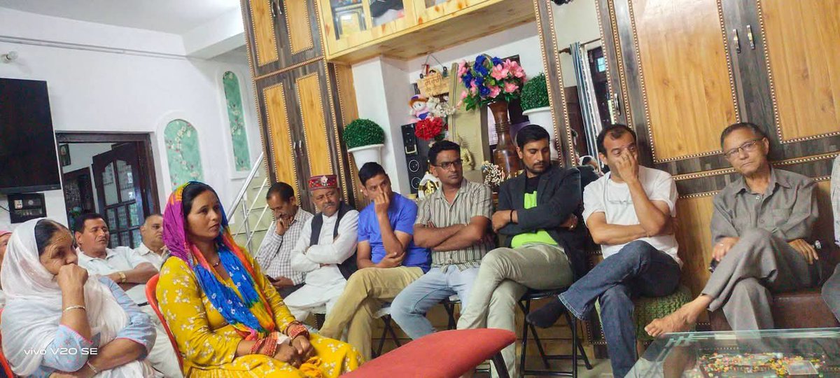 MulkhrajPremi's tweet photo. पंडित दीनदयाल उपाध्याय प्रशिक्षण महाअभियान–2026 के तहत बीड़ ग्राम केन्द्र में बैठक की और पदाधिकारियों का डिजिटल प्रशिक्षण करवाया। https://t.co/QB3GdTVlFy