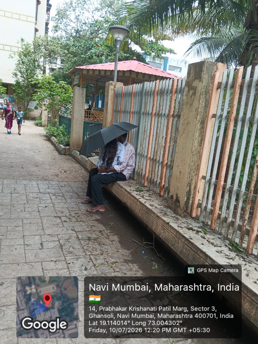 ptlabhijit's tweet photo. @NMMConline Jogging track at #Ghansoli Central Park has become a haunt for couples engaging in obscene acts—even in broad daylight. While such indecent behavior was already prevalent at night, it is now occurring during the day as well.
@NMMCCommr
@CMOMaharashtra @NaikSpeaks https://t.co/JuxLB8u6An