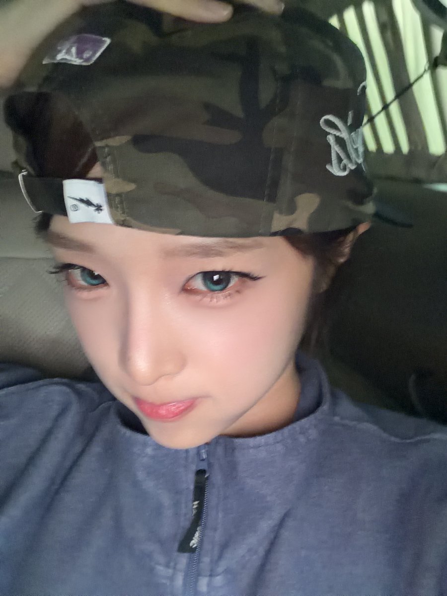 yenppoppi's tweet photo. 🐣💬 [05:57 PM KST]

*📸*
*📸*
*📸*
: i love you https://t.co/5YYKgM0WDr