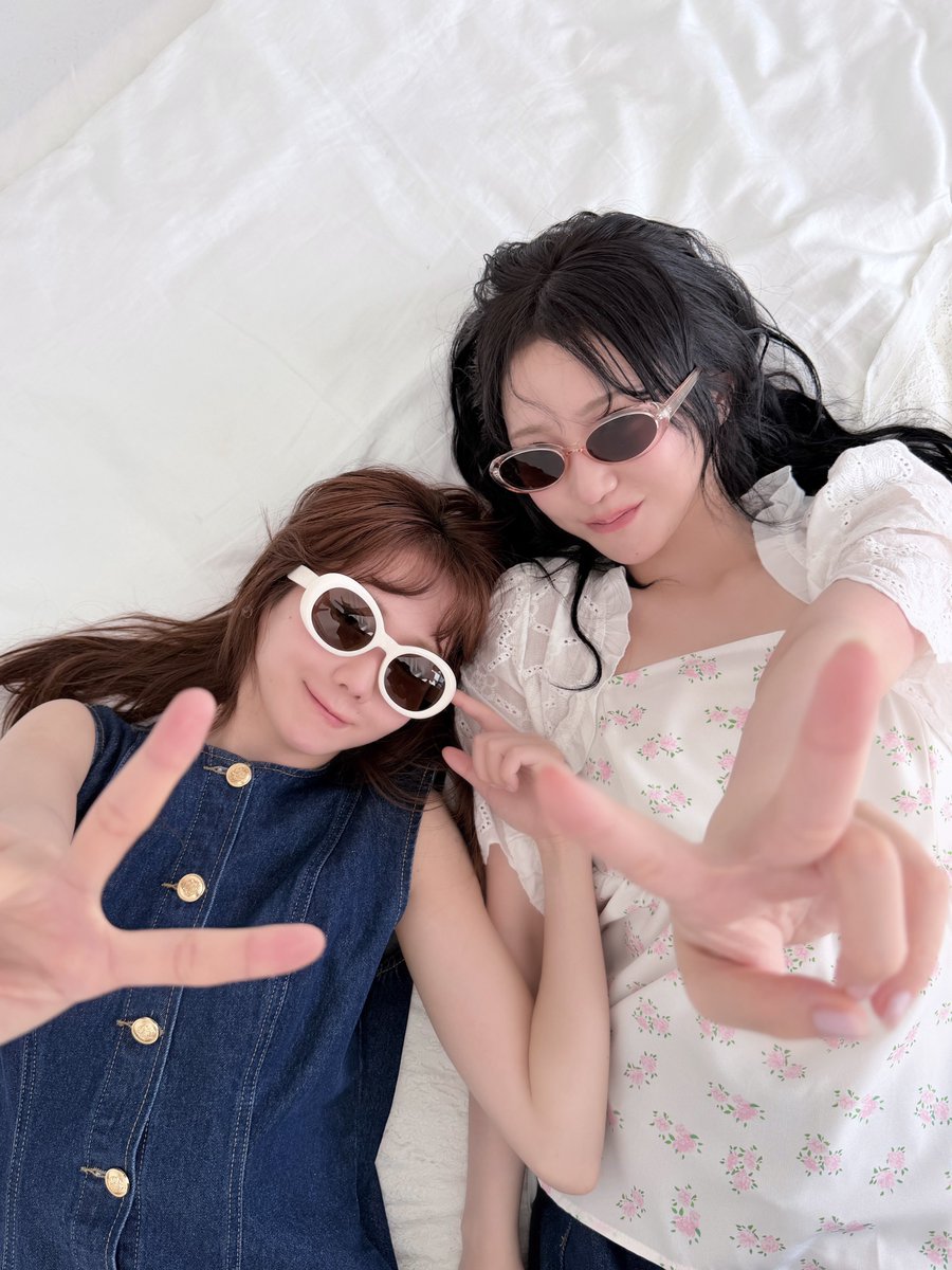 noguchi_iori's tweet photo. 本日発売！『 sweet 8月号 』 🫧✨️
いおみりで掲載していただいております！

夏のコスパ服𖤐⋆テーマもコーデもお洋服も！
とってもかわいい…🥹🫶🏻付録もかわいいよ🤦‍♀️

8/10発売『 sweet 9月号 』増刊号では
みりにゃ、瞳と一緒に表紙を務めさせていただにます！ぜひ楽しみにしていてください😭🌸 https://t.co/jIU6Vl4s7R