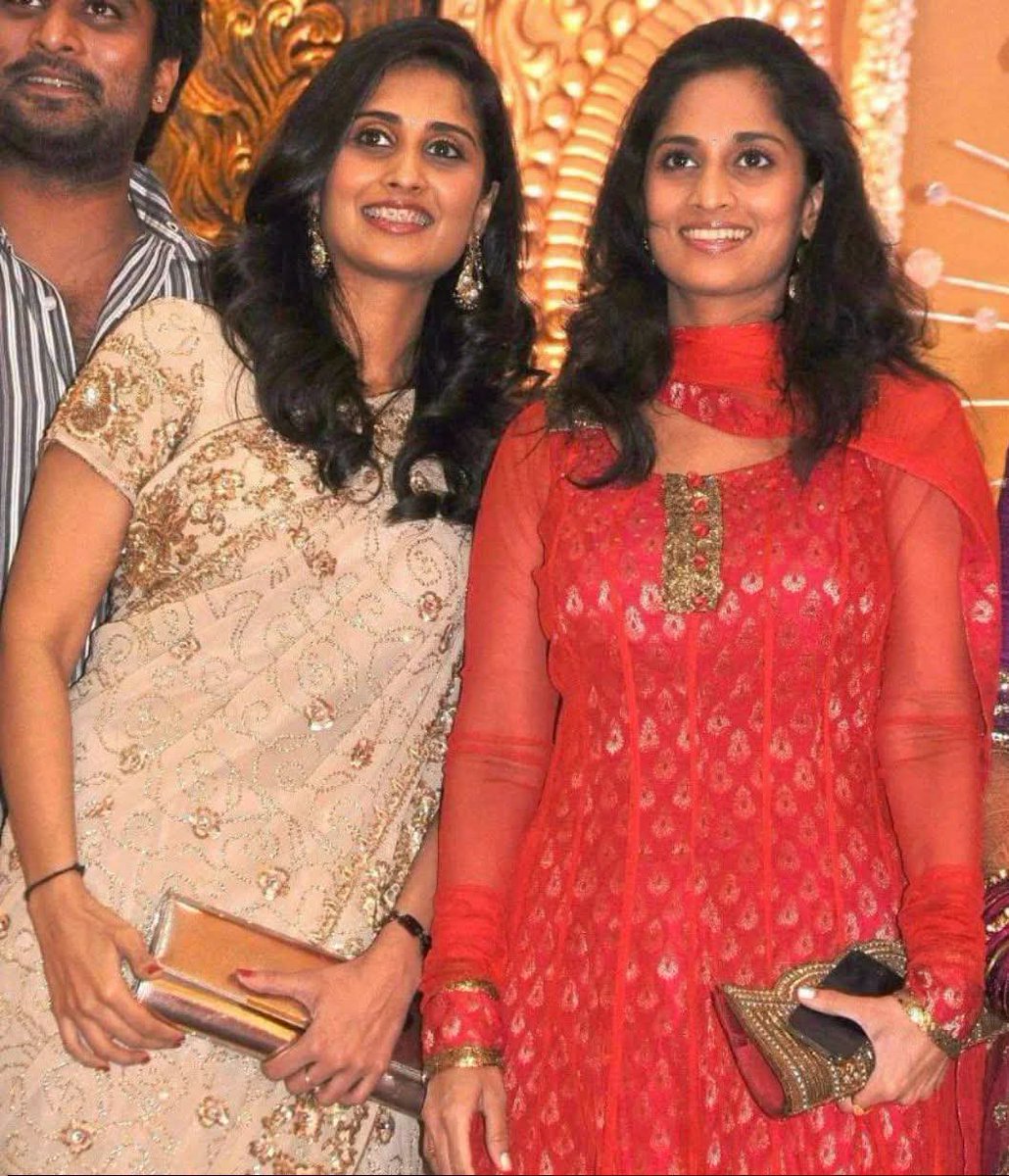 queenrajeeee's tweet photo. Sisters #ShaliniAjithkumar & #Shamini https://t.co/eUioTCTDRM
