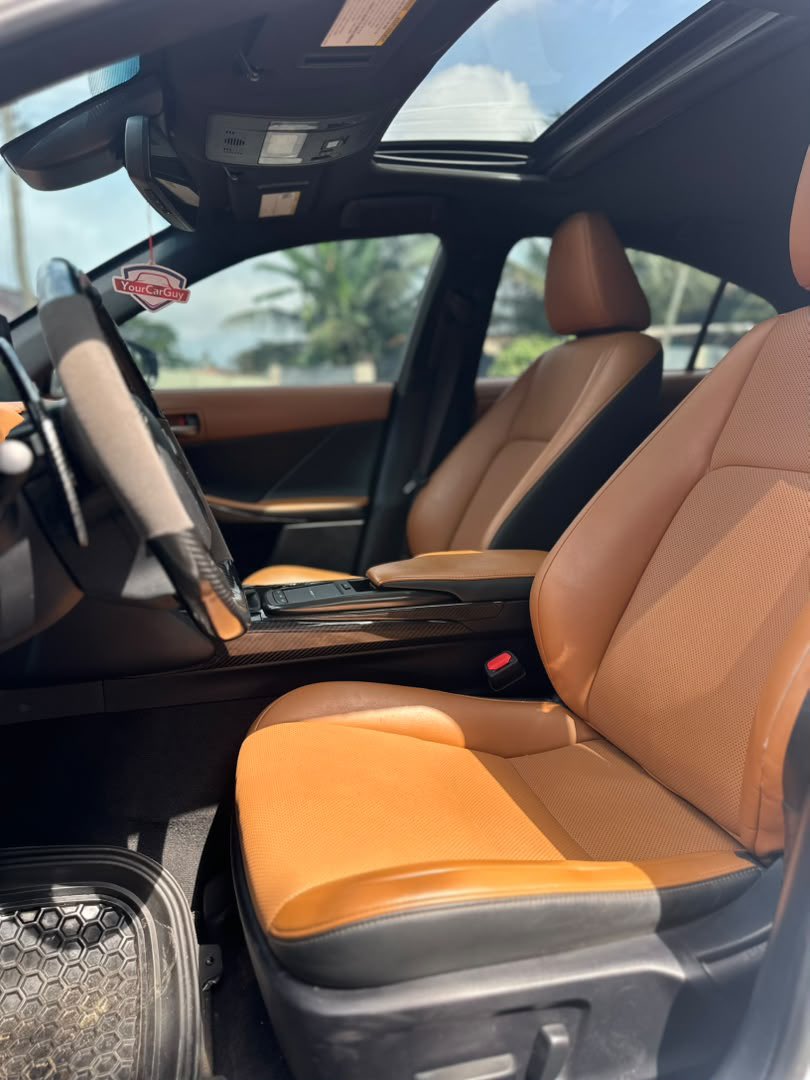 FrankDoe101's tweet photo. 2022 Lexus IS 300
💰 Price: GHS 440k p3 😁

▪️ 2.0L Turbocharged Petrol Engine
▪️ Only 36,000 Miles
▪️ Rear-Wheel Drive
▪️ Lexus Safety System+
▪️ Premium Leather Interior
▪️ Push Start & Smart Key

Luxury, comfort, and sporty performance in one sleek package.

📲 WhatsApp 0279070855
#YourCarGuy 🚘🕺🏽