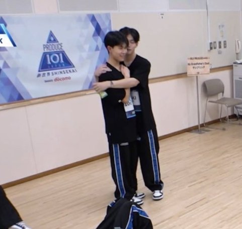 kokupunofan's tweet photo. 大人っぽいアダムも大好きなんだけどやっぱ田中蒔様に子育てされてる時の子どもみたいなアダム大好き https://t.co/1S9utBYxxs