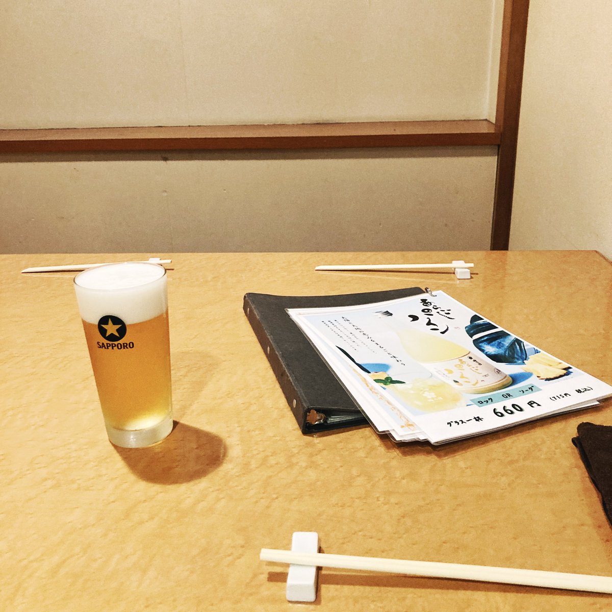 404kiritori's tweet photo. ぼっち…… https://t.co/G5kl3t1udM