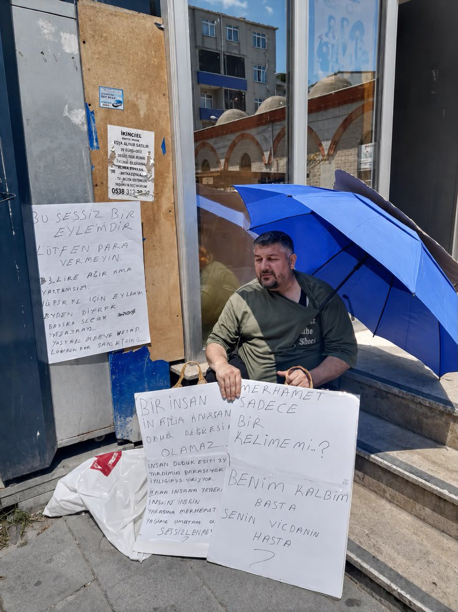 Kalp Hastası Kirasını Ödeyemeyince Evsiz Kaldı: "Bu Sessiz Eylemdir, Lütfen Para Vermeyin!"