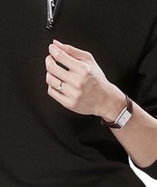 withphuwin's tweet photo. THEIR WEDDING RINGS T_______T my parents

#PeachAndMeSeries https://t.co/qJ66EUl4bU