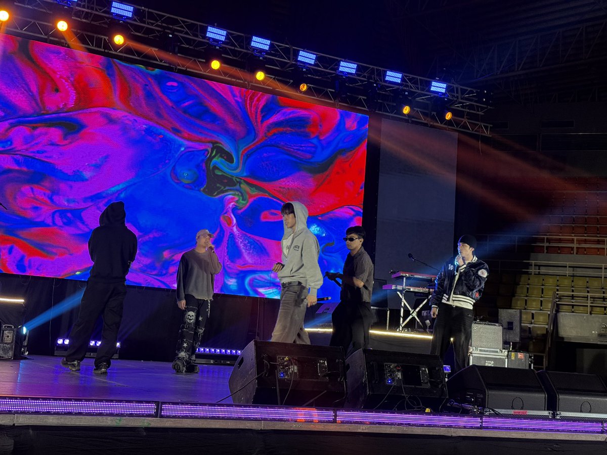 bgyo_ph's tweet photo. Getting ready for Sta. Rosa, Laguna! 
Stay safe and dry! 🎤

BGYO CITYHOOD ANNIV 
#BGYO #BGYO_OnDemand https://t.co/7zyZ29MkhQ